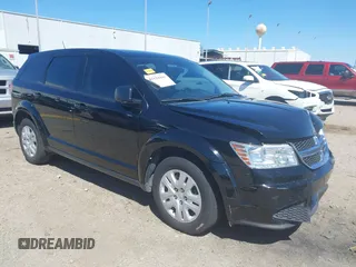 2015 Dodge Journey SE z VIN 3C4PDCAB4FT683255, wystawiony jako IAAI lot #41824446 z przebiegiem 105 669 mil mil oraz . Historia ofert i sprzedaży dostępna na DreamBid. Obrazek 1.