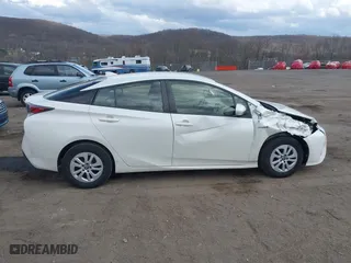 2016 Toyota Prius Two with VIN JTDKBRFU6G3003883, listed as a IAAI auction lot 41924029 with 127,098 mi miles. Bid and sale history available at carsss.com. Image 13.