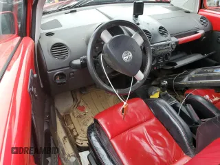 2003 Volkswagen New Beetle Coupe GLS with VIN 3VWCD21CX3M431112, listed as a Copart auction lot 81146714 with 114,492 mi miles and Salvage Title. Bid and sale history available at carsss.com. Image 8.