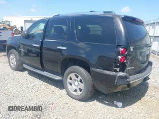 2007 GMC Yukon Denali z VIN 1GKFK63897J315297, wystawiony jako IAAI lot #42312272 z przebiegiem 255 888 mil mil oraz . Historia ofert i sprzedaży dostępna na DreamBid. Obrazek 3.