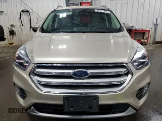 2018 Ford Escape Titanium с VIN 1FMCU9J93JUC08799, выставлен на аукционе Copart как лот 48961795 с пробегом 78 127 миль миль и Списание • Salvage title. История ставок и продаж доступна на DreamBid. Изображение 5.