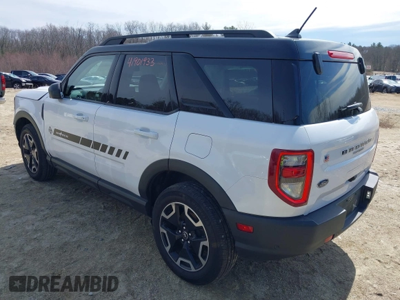2021 Ford Bronco Sport Outer Banks z VIN 3FMCR9C66MRA02537, wystawiony jako IAAI lot #41901933 z przebiegiem 59 078 mil mil oraz . Historia ofert i sprzedaży dostępna na DreamBid. Obrazek 3.