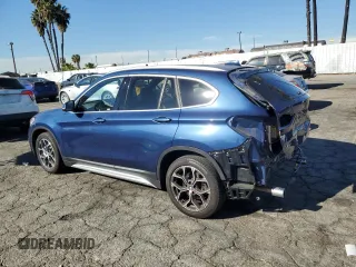 2022 BMW X1 sDrive28i with VIN WBXJG7C0XN5U49445, listed as a Copart auction lot 81754694 with 43,900 mi miles and Salvage Title. Bid and sale history available at carsss.com. Image 2.