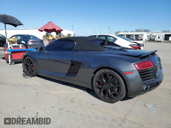 2011 Audi R8 z VIN WUASUAFG9BN002572, wystawiony jako Copart lot #47427785 z przebiegiem 51 113 mil mil oraz Szkoda całkowita • Salvage title. Historia ofert i sprzedaży dostępna na DreamBid. Obrazek 2.
