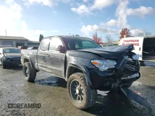 2016 Toyota Tacoma SR z VIN 5TFSX5EN7GX042706, wystawiony jako Copart lot #80982144 z przebiegiem 108 048 mil mil oraz Szkoda całkowita • Salvage title. Historia ofert i sprzedaży dostępna na DreamBid. Obrazek 10.