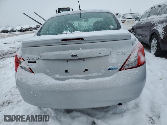 2013 Nissan Versa S with VIN 3N1CN7AP0DL895634, listed as a Copart auction lot 87633665 with 80,053 mi miles and Salvage title. Bid and sale history available at DreamBid. Image 6.