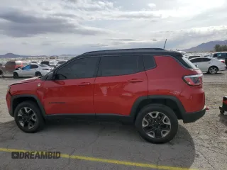 2017 Jeep Compass Trailhawk z VIN 3C4NJDDB8HT668097, wystawiony jako Copart lot #51618075 z przebiegiem 70 612 mil mil oraz Szkoda całkowita • Salvage title. Historia ofert i sprzedaży dostępna na DreamBid. Obrazek 2.