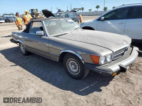 1979 Mercedes-Benz SL with VIN 10704412056845, listed as a Copart auction lot 74874294 with 148,200 mi miles and Salvage title. Bid and sale history available at DreamBid. Image 4.