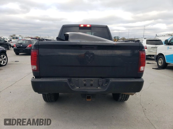 2018 Ram 2500 Laramie with VIN 3C6UR5FL8JG211232, listed as a Copart auction lot 48250315 with 201,460 mi miles and Salvage title. Bid and sale history available at DreamBid. Image 6.