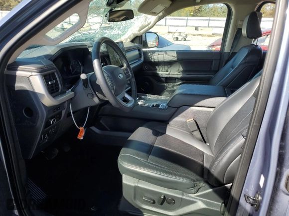2023 Ford Expedition XLT with VIN 1FMJU1H89PEA12987, listed as a Copart auction lot 75675314 with 20,932 mi miles and Non Repairable. Bid and sale history available at carsss.com. Image 7.
