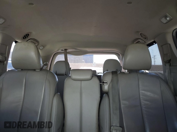 2013 Toyota Sienna XLE AAS с VIN 5TDYK3DC8DS391355, выставлен на аукционе Copart как лот 59232155 с пробегом 230 999 миль миль и Списание • Salvage title. История ставок и продаж доступна на DreamBid. Изображение 10.