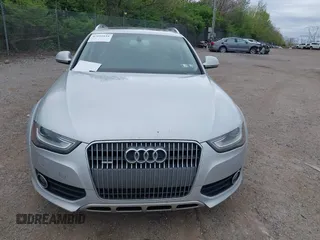 2013 Audi allroad Premium Plus with VIN WA1UFAFL0DA105820, listed as a IAAI auction lot 42095816 with 213,368 mi miles. Bid and sale history available at carsss.com. Image 13.