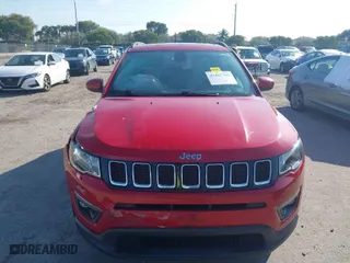 2018 Jeep Compass Latitude with VIN 3C4NJCBB5JT489437, listed as a IAAI auction lot 41467756 with 49,889 mi miles. Bid and sale history available at carsss.com. Image 12.