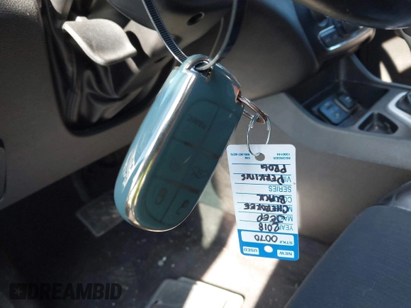 2018 Jeep Cherokee Latitude Plus with VIN 1C4PJLLB1JD513441, listed as a IAAI auction lot 41645225 with 123,986 mi miles and . Bid and sale history available at DreamBid. Image 11.