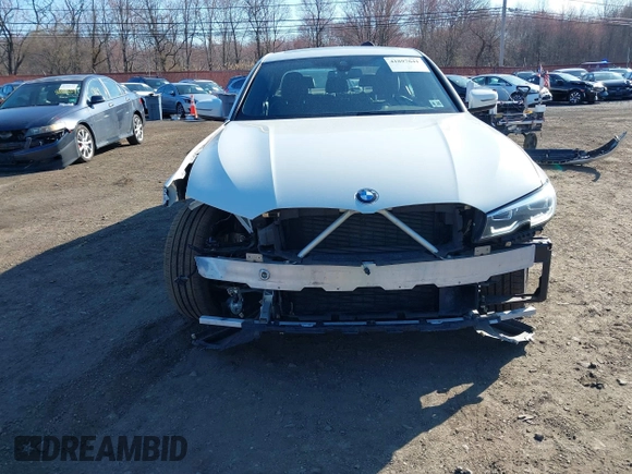 2021 BMW 3 Series 330i xDrive with VIN 3MW5R7J09M8B47753, listed as a IAAI auction lot 41897641 with 38,189 mi miles and . Bid and sale history available at DreamBid. Image 17.