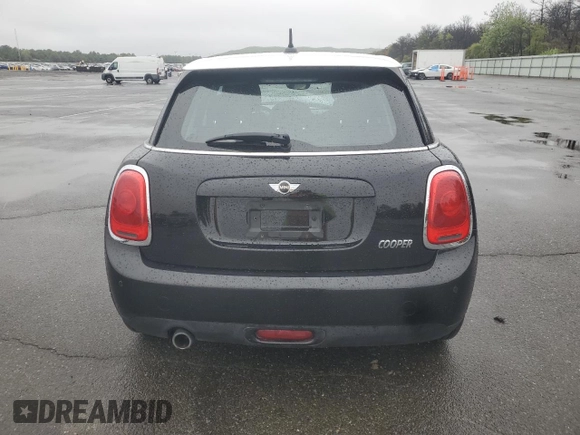 2018 MINI Hardtop 4 Door Cooper with VIN WMWXU1C50J2F79898, listed as a Copart auction lot 55949775 with 18,835 mi miles and Salvage Title. Bid and sale history available at DreamBid. Image 6.
