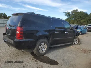 2008 Chevrolet Suburban LT w/2LT with VIN 3GNFC16048G195940, listed as a Copart auction lot 76614334 with Not Provided miles and Salvage Title. Bid and sale history available at carsss.com. Image 3.