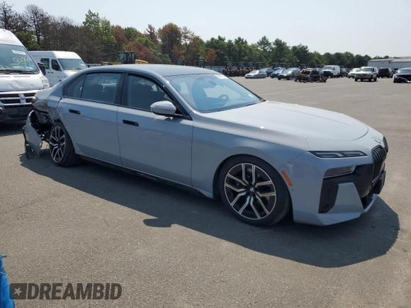 2023 BMW 7 Series 760i xDrive с VIN WBA33EJ0XPCN79892, выставлен на аукционе Copart как лот 64984174 с пробегом 7 898 миль миль и Списание • Salvage title. История ставок и продаж доступна на DreamBid. Изображение 4.