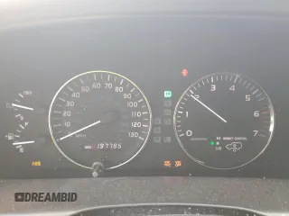 2006 Lexus LX 470 z VIN JTJHT00W964006862, wystawiony jako Copart lot #45719875 z przebiegiem 197 785 mil mil oraz Szkoda całkowita • Salvage title. Historia ofert i sprzedaży dostępna na DreamBid. Obrazek 9.