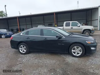 2020 Chevrolet Malibu LS with VIN 1G1ZC5ST1LF141771, listed as a IAAI auction lot 41886297 with 101,050 mi miles. Bid and sale history available at carsss.com. Image 13.