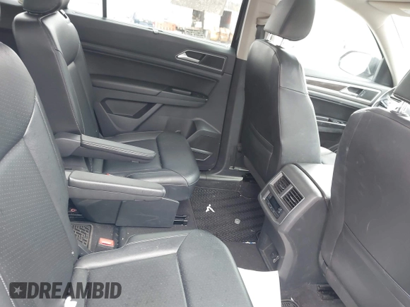 2019 Volkswagen Atlas SE z VIN 1V2UR2CA6KC580992, wystawiony jako IAAI lot #41902265 z przebiegiem 63 233 mil mil oraz . Historia ofert i sprzedaży dostępna na DreamBid. Obrazek 8.