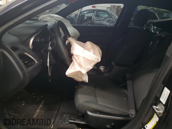 2012 Dodge Avenger SXT z VIN 1C3CDZCB4CN190139, wystawiony jako Copart lot #56150775 z przebiegiem 182 211 mil mil oraz Szkoda całkowita • Salvage title. Historia ofert i sprzedaży dostępna na DreamBid. Obrazek 7.