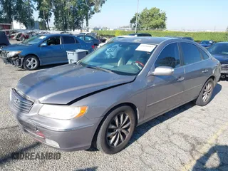 2008 Hyundai Azera Limited with VIN KMHFC46FX8A264798, listed as a IAAI auction lot 42684089 with 204,377 mi miles and . Bid and sale history available at DreamBid. Image 19.
