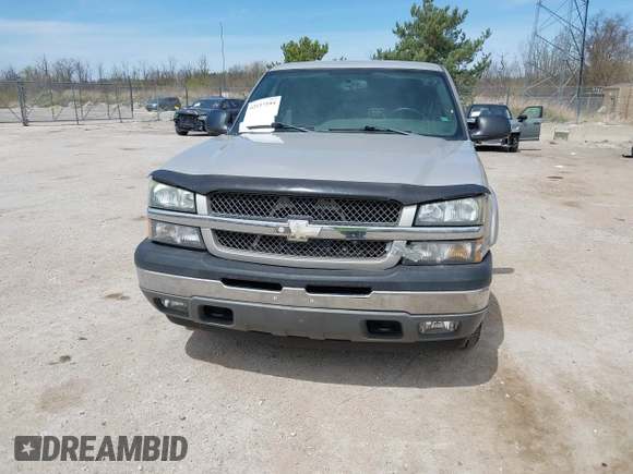 2005 Chevrolet Silverado 1500 LS with VIN 1GCEK19T65Z194720, listed as a IAAI auction lot 42157104 with 156,376 mi miles. Bid and sale history available at carsss.com. Image 12.