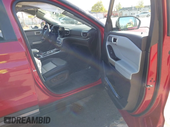2022 Ford Explorer XLT с VIN 1FMSK7DH0NGB40877, выставлен на аукционе IAAI как лот 41947002 с пробегом 14 727 миль миль и . История ставок и продаж доступна на DreamBid. Изображение 5.