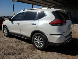 2017 Nissan Rogue SV z VIN JN8AT2MTXHW131526, wystawiony jako Copart lot #52114375 z przebiegiem 132 810 mil mil oraz Czysty tytuł • Clean title. Historia ofert i sprzedaży dostępna na DreamBid. Obrazek 2.