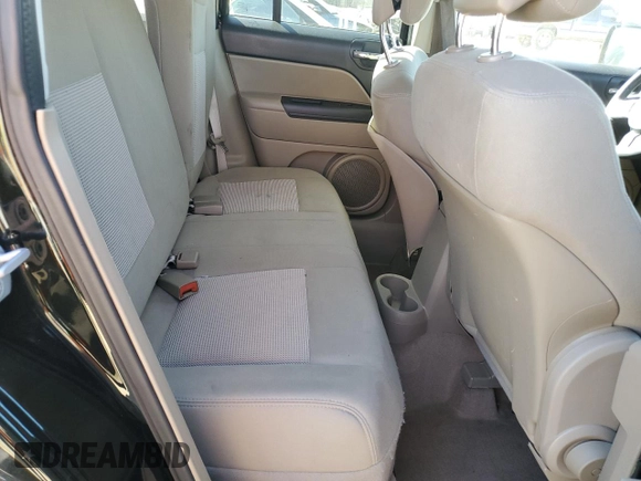 2013 Jeep Patriot Latitude with VIN 1C4NJPFB8DD141241, listed as a Copart auction lot 47622835 with 157,713 mi miles and Salvage Title. Bid and sale history available at carsss.com. Image 12.