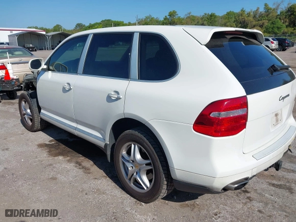 2008 Porsche Cayenne with VIN WP1AA29P48LA28969, listed as a IAAI auction lot 42020451 with 179,794 mi miles. Bid and sale history available at carsss.com. Image 3.