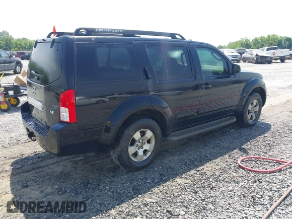 2006 Nissan Pathfinder SE z VIN 5N1AR18U16C628143, wystawiony jako IAAI lot #42113411 z przebiegiem 254 889 mil mil oraz . Historia ofert i sprzedaży dostępna na DreamBid. Obrazek 4.