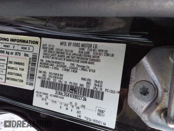 2014 Lincoln MKZ with VIN 3LN6L2GK4ER802736, listed as a IAAI auction lot 41601358 with 300,861 mi miles. Bid and sale history available at carsss.com. Image 9.