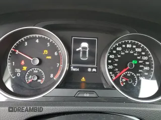 2021 Volkswagen Golf TSI z VIN 3VWG57AU9MM005403, wystawiony jako Copart lot #76763794 z przebiegiem 79 854 mil mil oraz Szkoda całkowita • Salvage title. Historia ofert i sprzedaży dostępna na DreamBid. Obrazek 9.