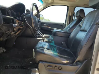 2007 Chevrolet Suburban LTZ с VIN 3GNFK16367G101178, выставлен на аукционе Copart как лот 56466375 с пробегом Не указан миль и Чистый • Clean title. История ставок и продаж доступна на DreamBid. Изображение 7.