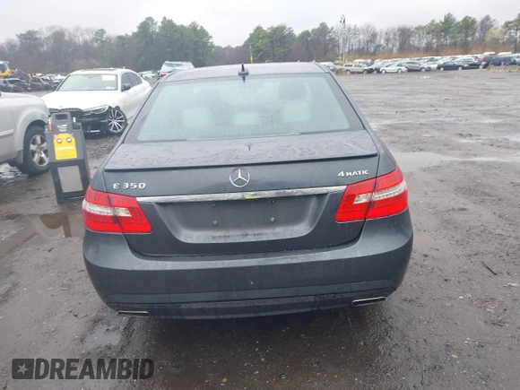 2012 Mercedes-Benz E-Class E 350 Luxury with VIN WDDHF8JB4CA568417, listed as a IAAI auction lot 41968170 with 212,597 mi miles. Bid and sale history available at carsss.com. Image 16.