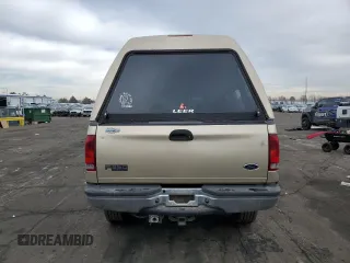 2001 Ford F-350 XL z VIN 1FTSW31F71EB04906, wystawiony jako Copart lot #42333355 z przebiegiem 210 796 mil mil oraz Czysty tytuł • Clean title. Historia ofert i sprzedaży dostępna na DreamBid. Obrazek 6.