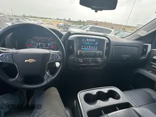 2018 Chevrolet Silverado 1500 LT with VIN 3GCUKREC0JG399301, listed as a Copart auction lot 53949965 with 164,299 mi miles and Clean Title. Bid and sale history available at carsss.com. Image 9.