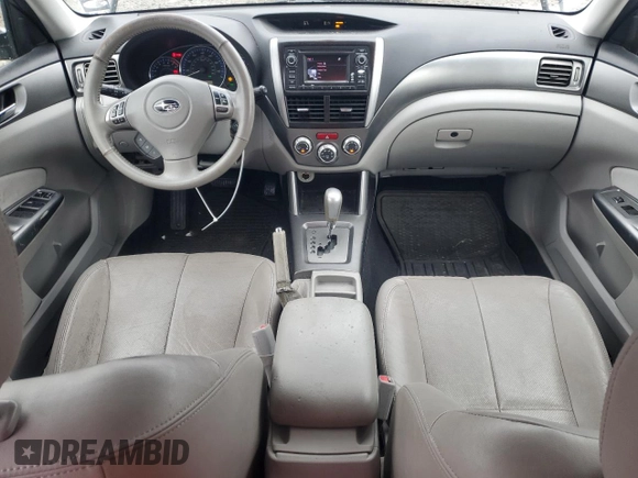 2011 Subaru Forester X Limited z VIN JF2SHAECXBH740090, wystawiony jako Copart lot #56787735 z przebiegiem 158 096 mil mil oraz Czysty tytuł • Clean title. Historia ofert i sprzedaży dostępna na DreamBid. Obrazek 8.