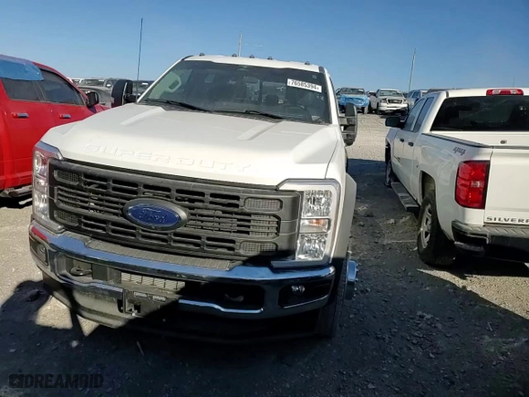 2023 Ford Super Duty F-450 DRW XL with VIN 1FT8W4DT5PEC72828, listed as a Copart auction lot 76585394 with 8,267 mi miles and Salvage Title. Bid and sale history available at carsss.com. Image 11.