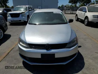 2011 Volkswagen Jetta Sedan S with VIN 3VW1K7AJ1BM044973, listed as a Copart auction lot 62353444 with 0 mi miles and Salvage Title. Bid and sale history available at carsss.com. Image 5.