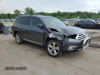 2013 Toyota Highlander Limited z VIN 5TDDK3EH3DS248533, wystawiony jako Copart lot #61144445 z przebiegiem 90 230 mil mil oraz Szkoda całkowita • Salvage title. Historia ofert i sprzedaży dostępna na DreamBid. Obrazek 4.