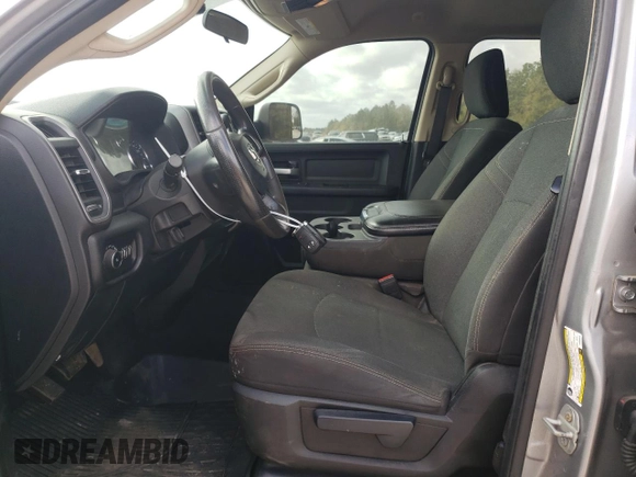 2019 Ram 2500 Tradesman with VIN 3C6UR5CLXKG666976, listed as a Copart auction lot 49425045 with 102,292 mi miles and Salvage Title. Bid and sale history available at carsss.com. Image 7.