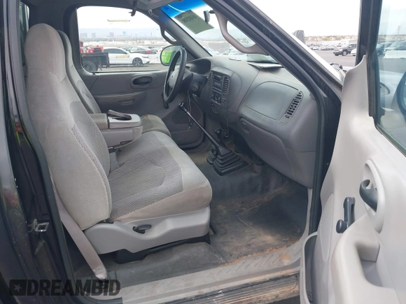2000 Ford F-150 XL with VIN 2FTRF18W1YCA42685, listed as a IAAI auction lot 41743378 with 211,072 mi miles and . Bid and sale history available at DreamBid. Image 5.