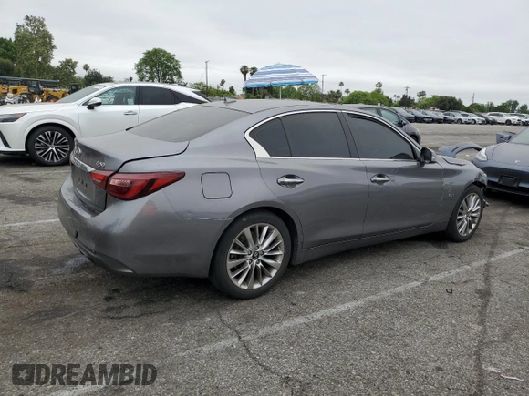 2020 Infiniti Q50 Luxe z VIN JN1EV7AP7LM206136, wystawiony jako Copart lot #59612355 z przebiegiem 70 001 mil mil oraz Szkoda całkowita • Salvage title. Historia ofert i sprzedaży dostępna na DreamBid. Obrazek 3.