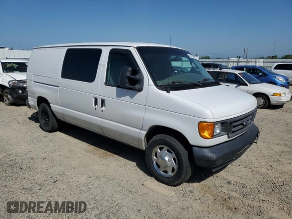 2006 Ford Econoline Cargo with VIN 1FTRE14W76DB44255, listed as a Copart auction lot 54927385 with 208,158 mi miles and Clean Title. Bid and sale history available at carsss.com. Image 4.