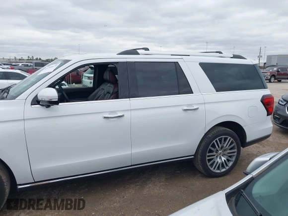 2023 Ford Expedition Max Limited z VIN 1FMJK2A86PEA55771, wystawiony jako IAAI lot #41290472 z przebiegiem 39 663 mil mil oraz . Historia ofert i sprzedaży dostępna na DreamBid. Obrazek 14.