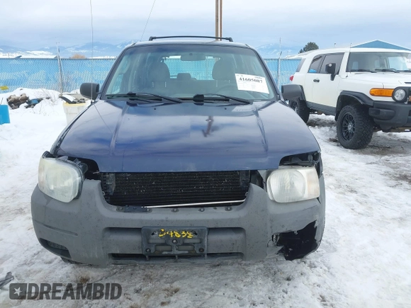 2003 Ford Escape XLS Popular with VIN 1FMYU92153KE01890, listed as a IAAI auction lot 41605087 with 109,411 mi miles. Bid and sale history available at carsss.com. Image 13.