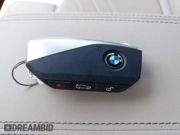 2024 BMW X1 xDrive28i with VIN WBX73EF0XR5Z23986, listed as a IAAI auction lot 42429719 with 13,381 mi miles and . Bid and sale history available at DreamBid. Image 11.